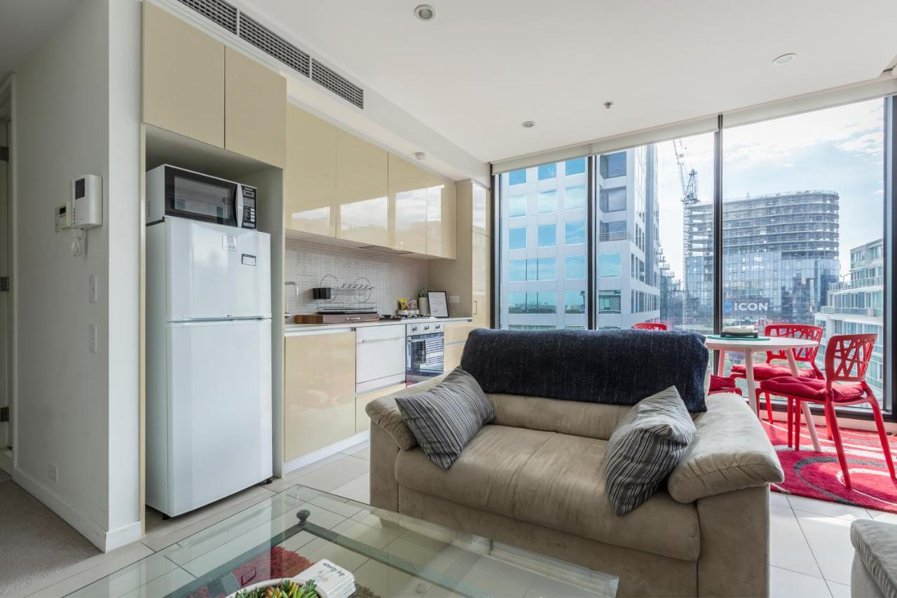 Light, Airy, Spacious Queens Road Apartment Melbourne Eksteriør billede