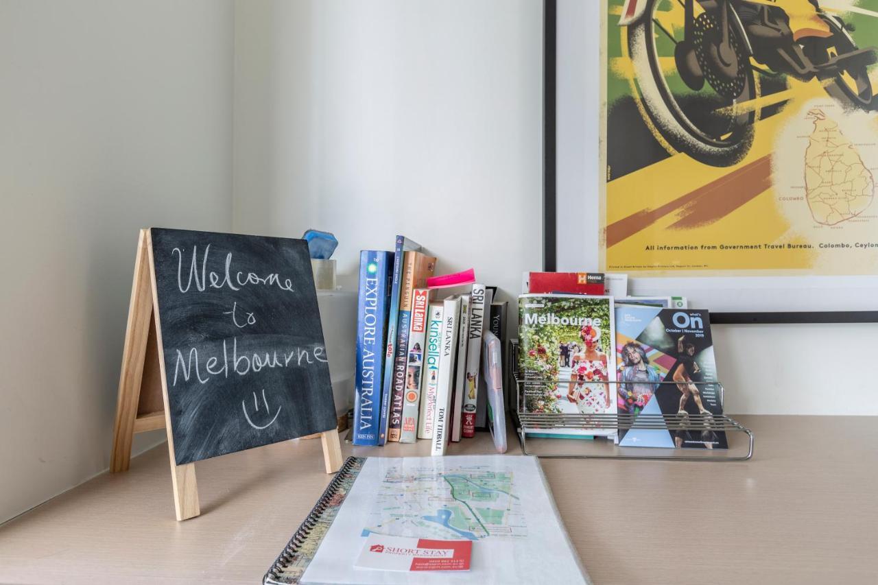 Light, Airy, Spacious Queens Road Apartment Melbourne Eksteriør billede