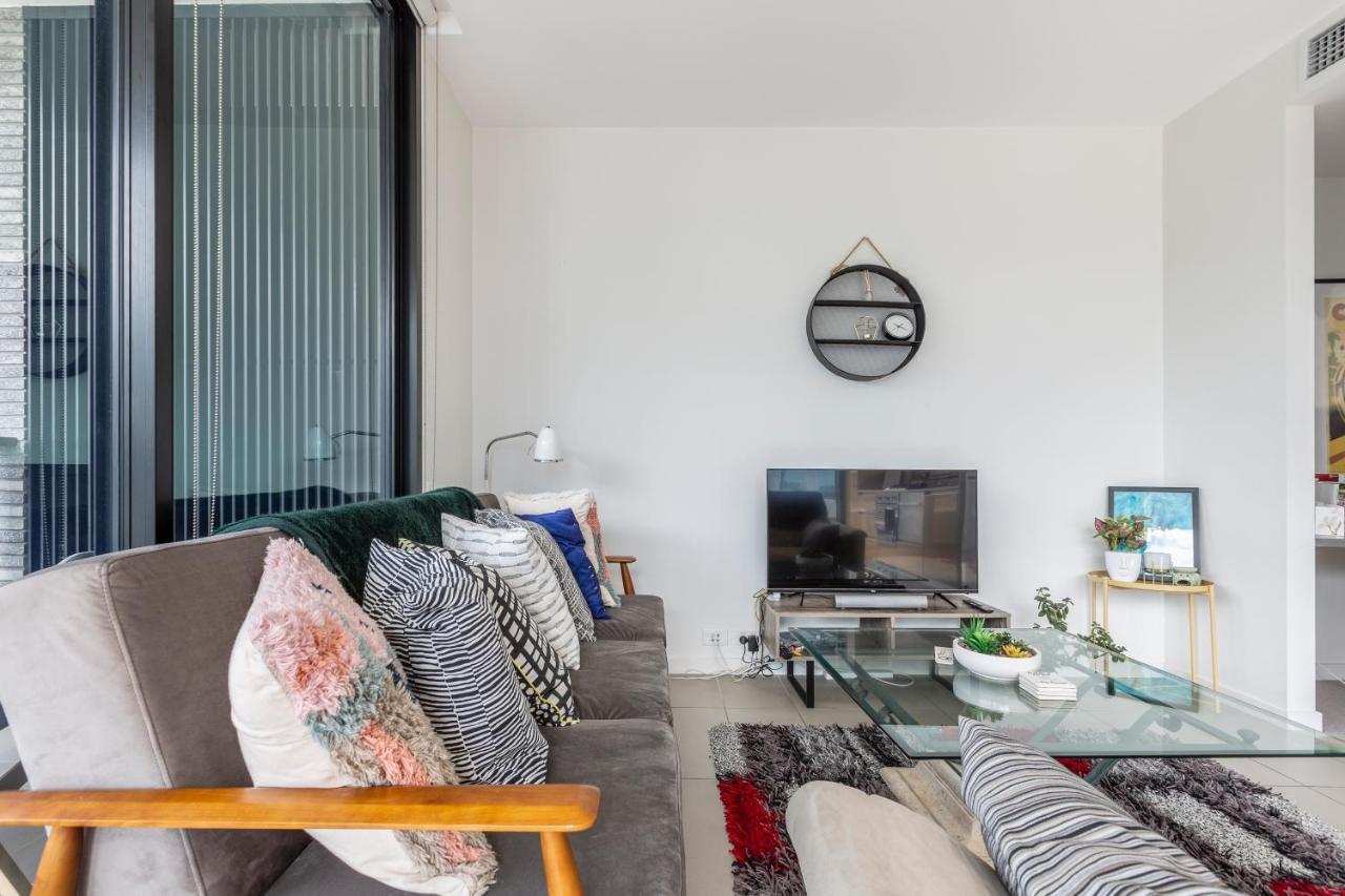 Light, Airy, Spacious Queens Road Apartment Melbourne Eksteriør billede