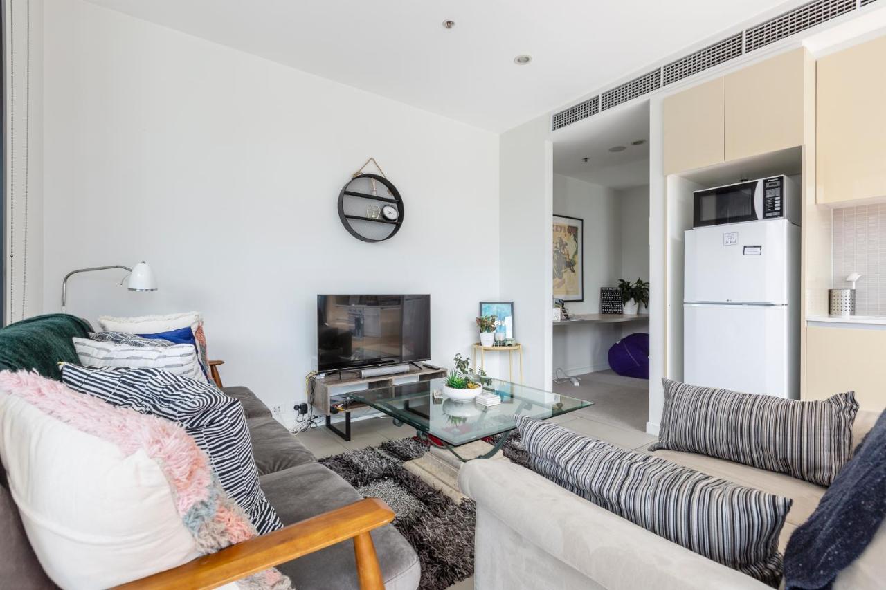 Light, Airy, Spacious Queens Road Apartment Melbourne Eksteriør billede